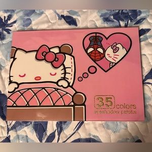 HELLO KITTY - eyeshadow palette w 35 different colors